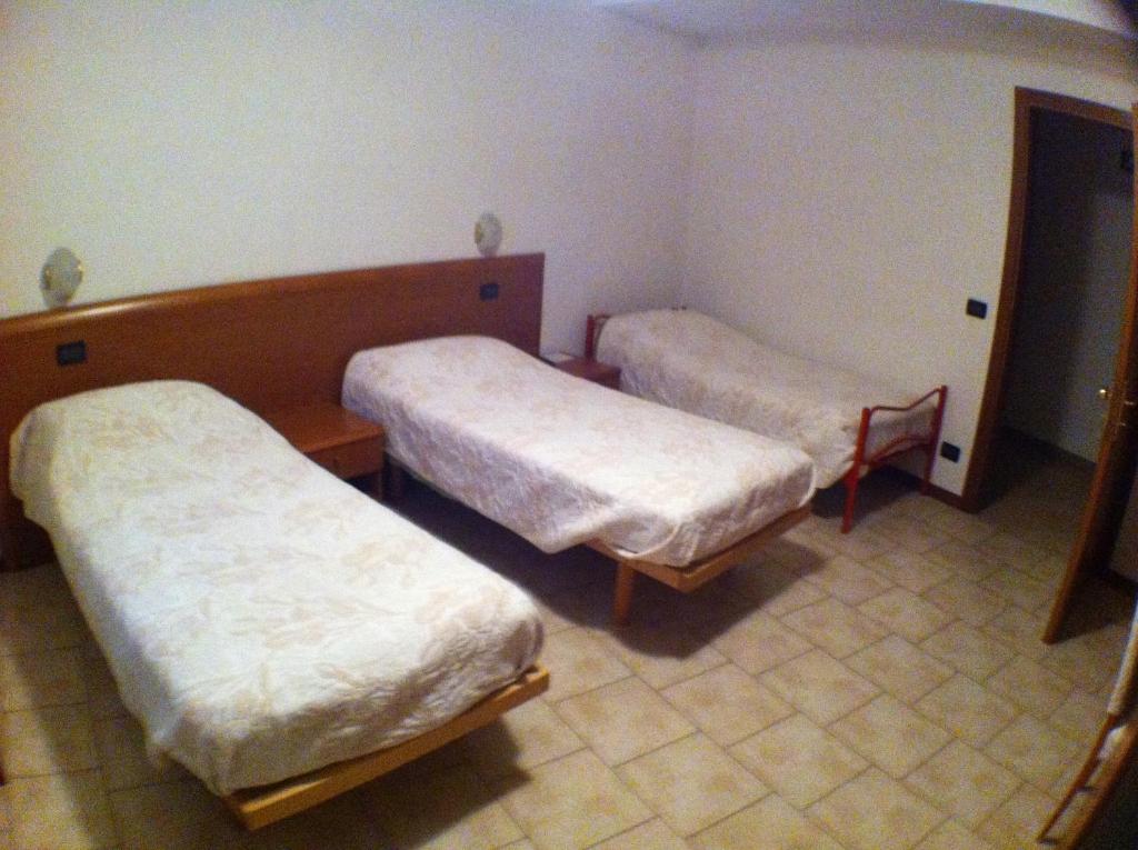 Hotel Scandola Bosco Chiesanuova Cameră foto